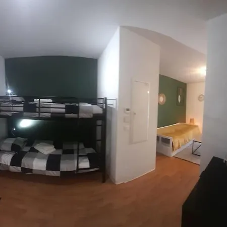 Du Mouflon Vert, Dans Résidence De Tourisme 3 étoiles